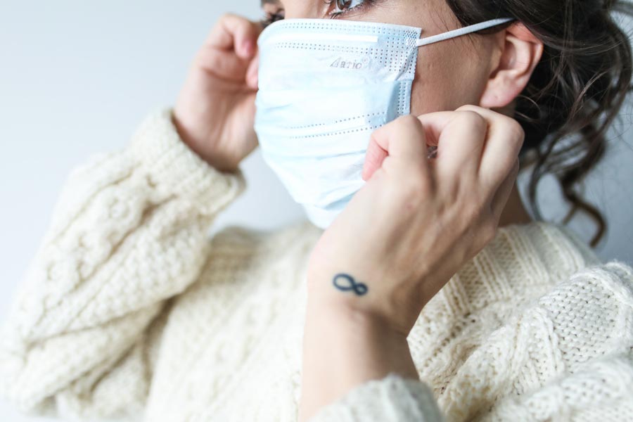 Respectez les consignes de biosecurite qui vous sont demandes!